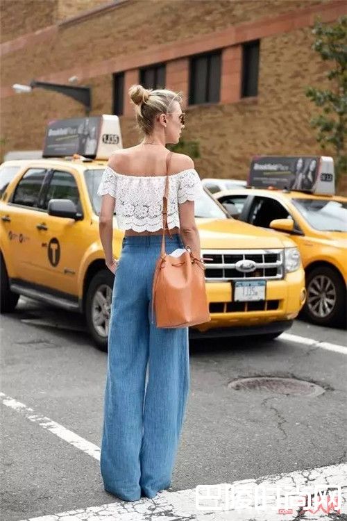 上衣太过宽大_阔脚裤百搭就肆无忌惮？这些雷区千万别踩