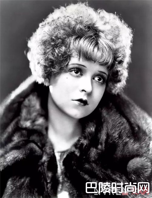 缩唇妆如何化?_这些一见难忘的妆容 竟然是这样化出来的!