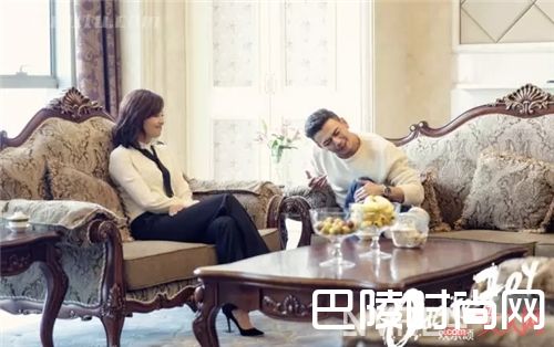 明星的丝巾造型_这个看似不起眼的小东西 却承包了那么多时尚造型