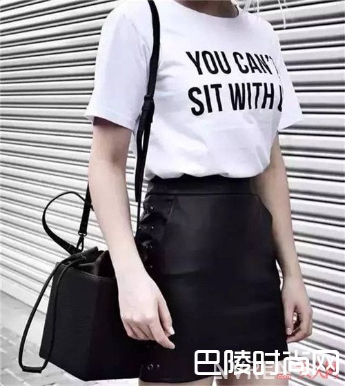 T恤+A字裙_来点小心机 让你在烂大街的T恤潮中脱颖而出