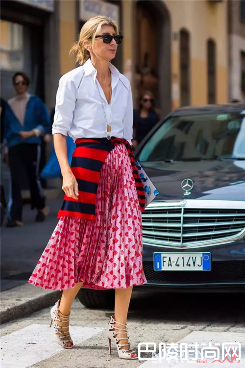 苹果型身材介绍_这四种身材如何穿起百褶裙 让你少女力max