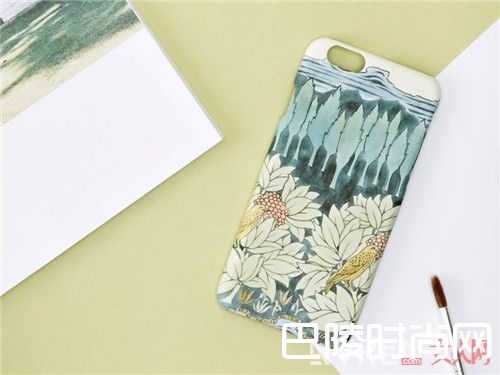 关关雎鸠介绍_如果将200年前的大作变成手机壳会不会惊艳到你