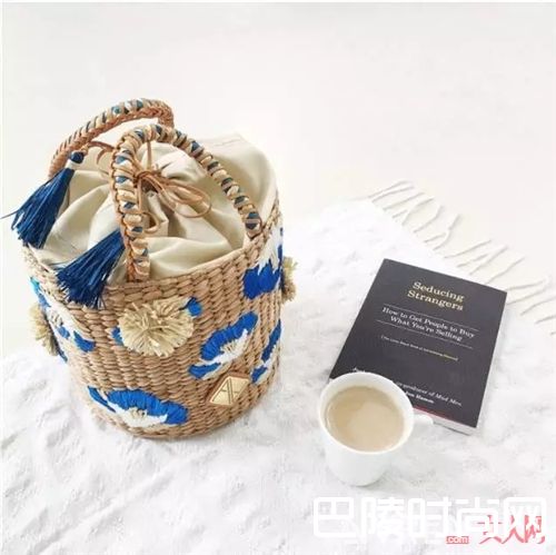 ARANÁZ包包推荐_1000元左右的小众美包 潮人博主都在背它们