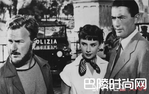 如何将丝巾变Choker？_这个看似不起眼的小东西 却承包了那么多时尚造型