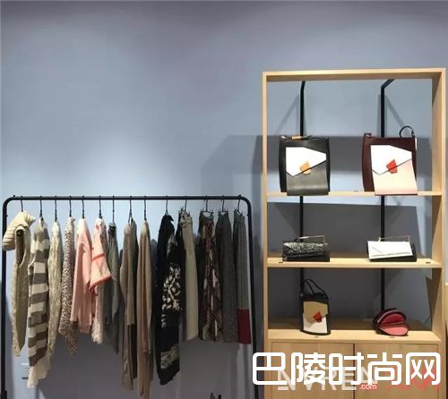 INCOMPLETE包包推荐_1000元左右的小众美包 潮人博主都在背它们