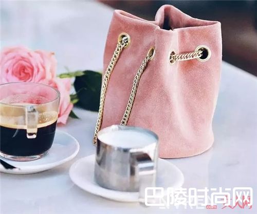 麂皮包该如何护理?_天天剁手买包的你 分得清真皮还是假皮吗?