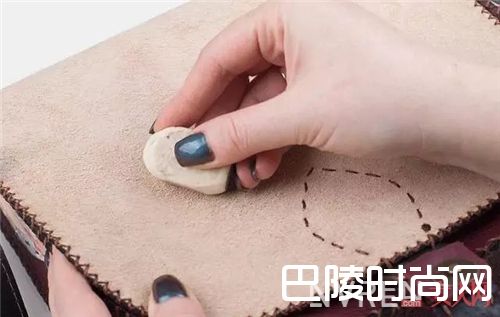 麂皮包该如何护理？_天天剁手买包的你 分得清真皮还是假皮吗？