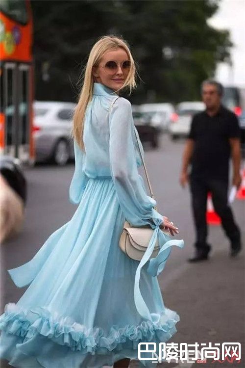 宁静蓝介绍_夏日就要亮一点 这些清凉配色请收下