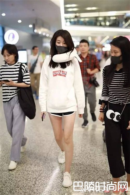 裤脚镶边的运动短裤_这可能就是你一直在寻找的freestyle