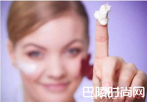 夏天肌肤出油要使用面霜吗_夏季怎么护肤？夏季常见护肤误区有哪些，你中了几个?