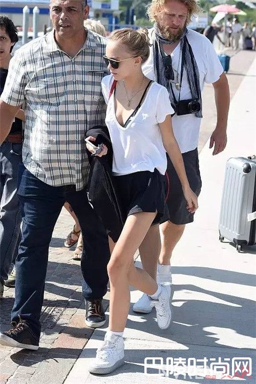 纯色运动短裤_这可能就是你一直在寻找的freestyle