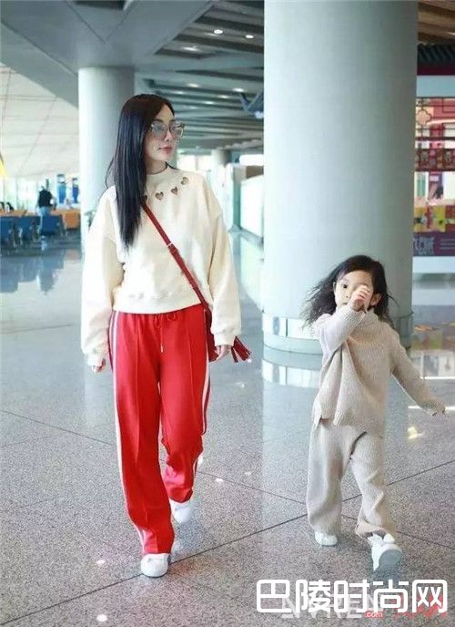 动感活力风_如同狗皮膏药的小白鞋究竟能搭配多少种风格