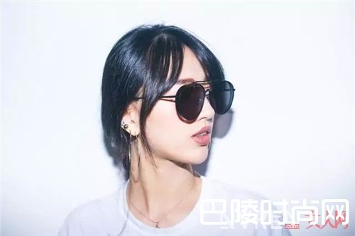 飞行员墨镜怎么戴?_来自韩国的墨镜品牌 总有适合你脸型的墨镜!