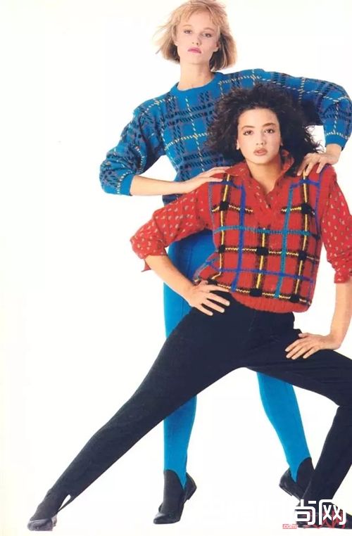 踩脚裤如何穿搭？_去翻翻咱妈的衣橱 你就知道什么叫做时髦！