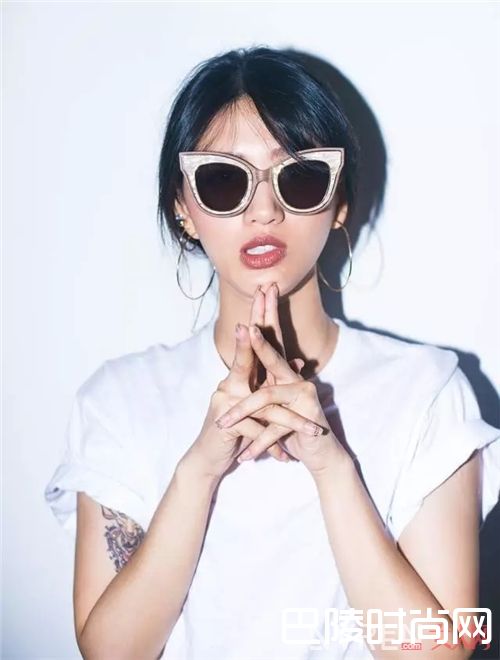 猫眼墨镜怎么戴？_来自韩国的墨镜品牌 总有适合你脸型的墨镜！
