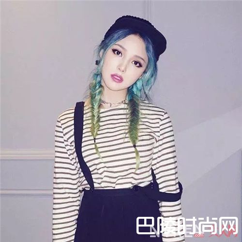 背带裙如何穿搭？_想要做个有气质的女子 怎能少了连衣裙呢~