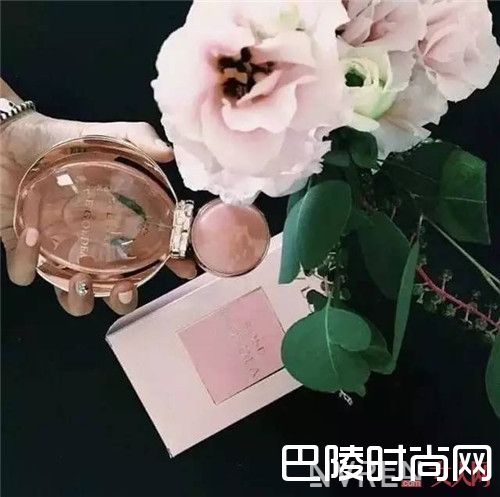 宝格丽 Rose Goldea香水 简介_夏天买什么美妆单品好？十件最想买的美妆单品分享给你们