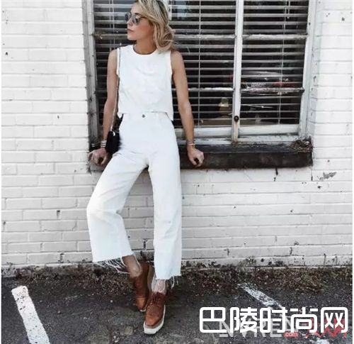 背心与阔脚裤如何穿搭？_夏天首选的背心 即使普通也能穿出高质感！