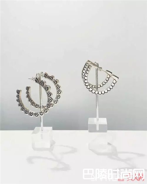 Ali munn有哪些饰品?_8个小众饰品品牌推荐 总会有一款合你眼缘