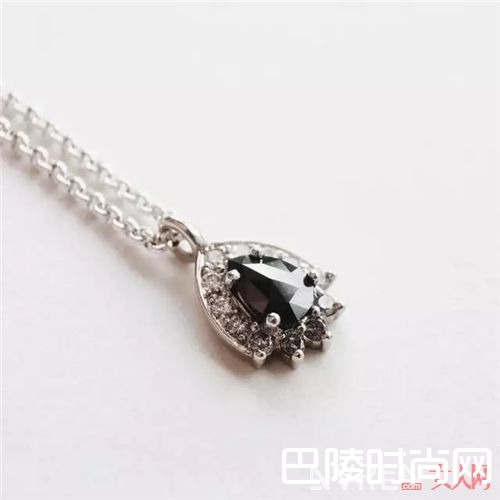 Ali munn有哪些饰品?_8个小众饰品品牌推荐 总会有一款合你眼缘