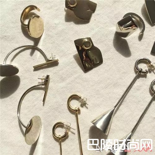 Quarry有哪些饰品？_8个小众饰品品牌推荐 总会有一款合你眼缘