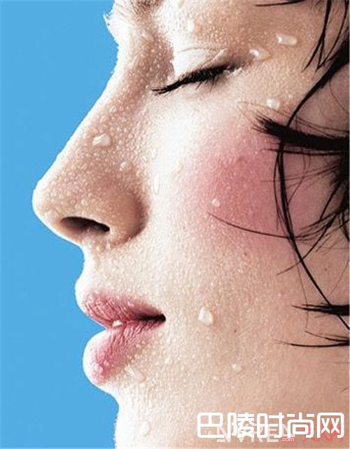 NOV 娜芙 防晒霜简介_敏感肌适合用什么牌子护肤品？敏感肌必备护肤品有哪10种品牌？