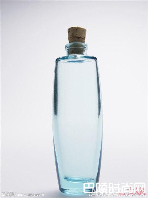 香水介绍_今夏必备明星款 买对了人人都能是大明星