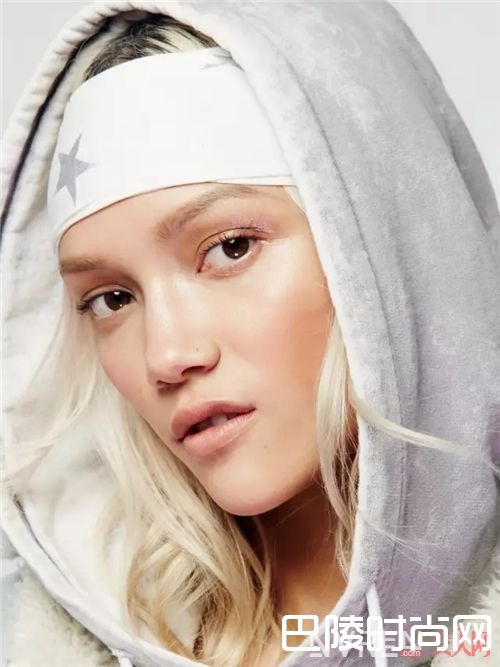 Free People发带_这些高颜值的专业级配饰 让流汗变成一种乐趣！