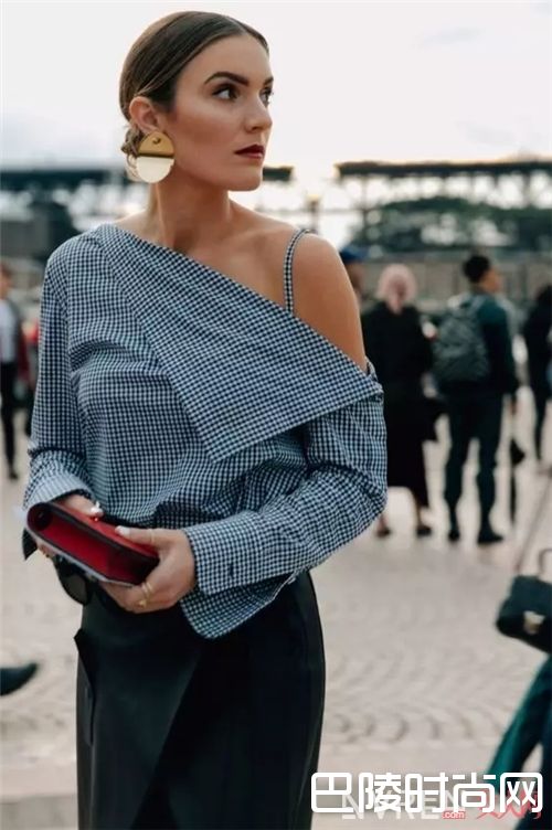 斜肩上衣如何搭配?_今夏最新潮流单品 想要不时髦都难了!