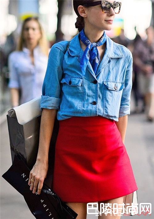 红+蓝介绍_这些搭配起来 路人看到你都会笑的颜色