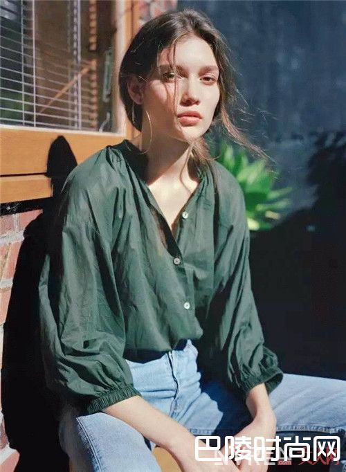 绿+蓝介绍_炎日下如何穿出清凉感？这几条配色建议请收下