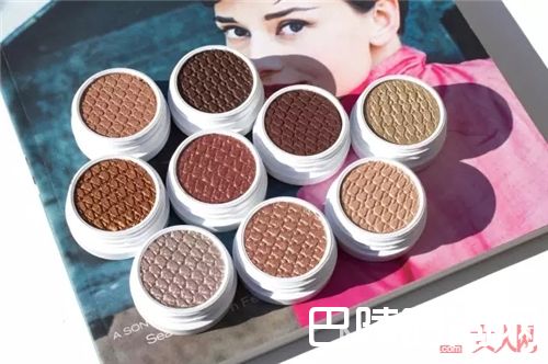 ColourPop 单色眼影_自然不造作 这些平价眼镜帮你打造清新眼妆
