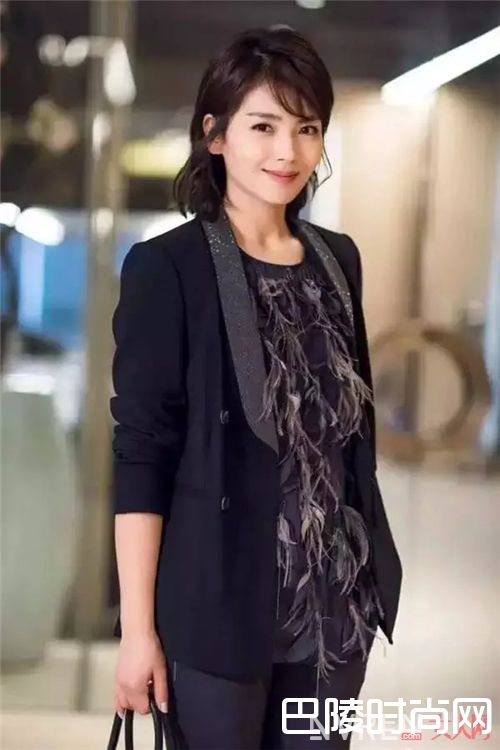  豆沙色口红如何搭配？_黄皮妹子的友好色 让口红和心情一起美美哒