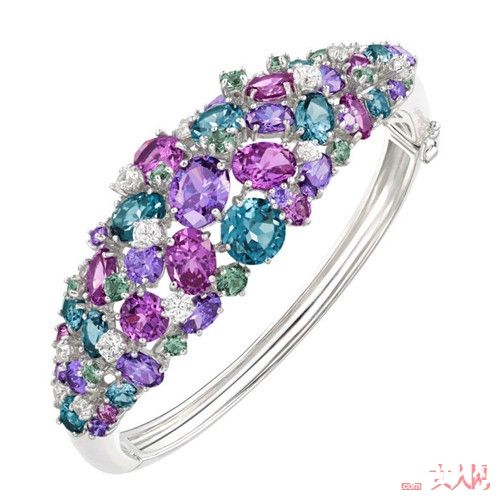 ART ē：Deseo珠宝系列有哪些特点_花朵系列珠宝有哪些？这10款花朵系列珠宝是夏日里最美的吗