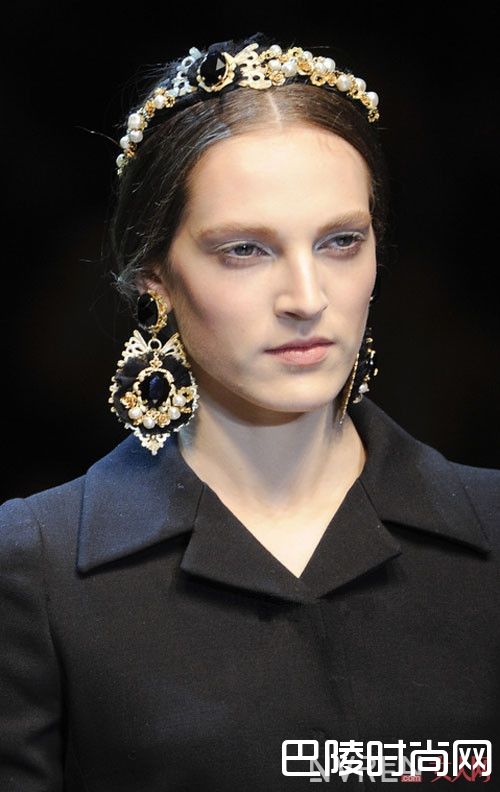 Dolce&Gabbana的珠宝配饰简介_花朵系列珠宝有哪些?这10款花朵系列珠宝是夏日里最美的吗