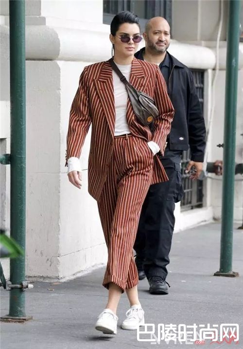 腰包为什么不好搭配？_这5个所谓超火的单品 其实处处都是坑~