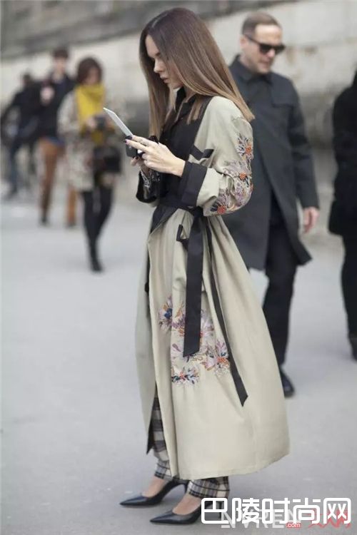 长袍外套为什么不好搭配?_这5个所谓超火的单品 其实处处都是坑~