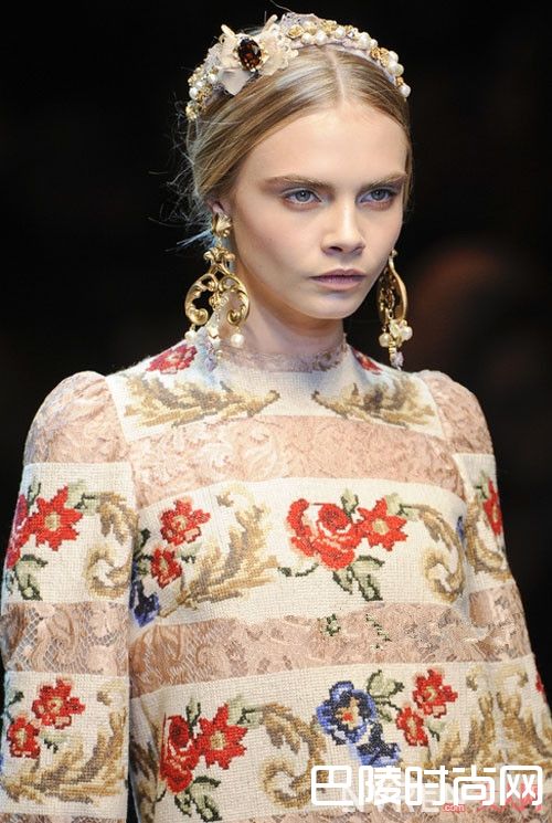 Dolce&Gabbana的珠宝配饰简介_花朵系列珠宝有哪些?这10款花朵系列珠宝是夏日里最美的吗