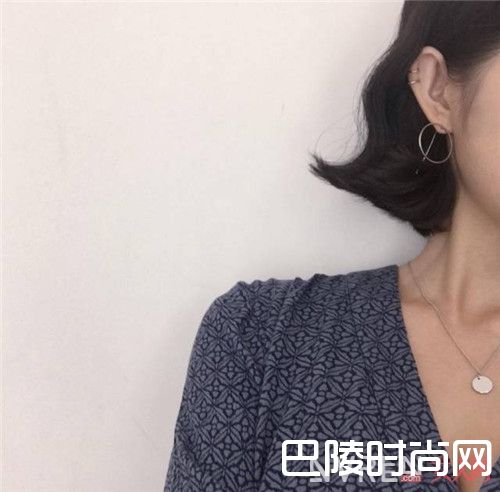 发尾外翘介绍_短发才是今年夏天的潮流 来看看这几款你是否满意