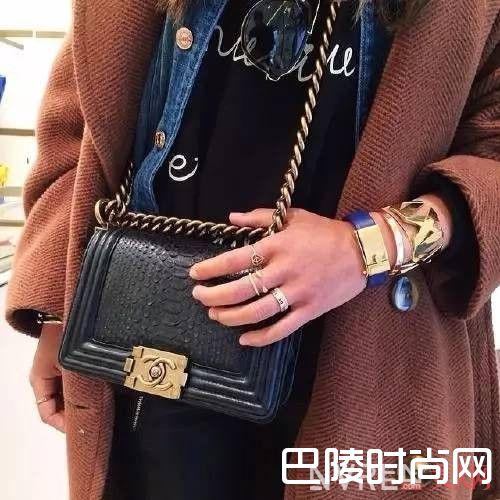 Hermes Constance小黑包简介_小黑包有哪些经典款式?有品位的人都需要有一款小黑包!