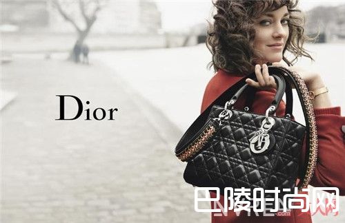 Lady Dior经典小黑包简介_小黑包有哪些经典款式?有品位的人都需要有一款小黑包!