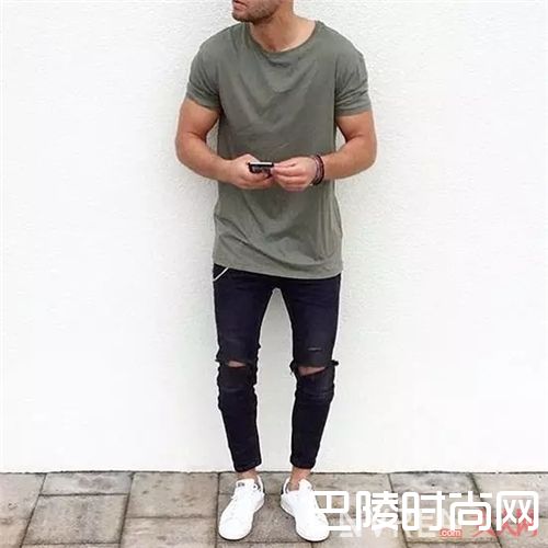 橄榄绿T恤如何搭配？_告别黑白tee 这些有颜色的T恤让你帅出不同！