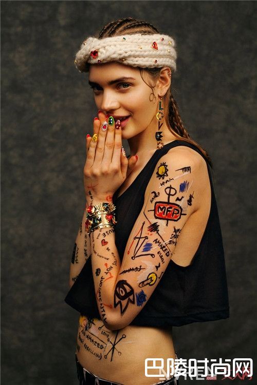 Maria Francesca Pepe英国的小众品牌简介_夏日心机小众饰品搭配：花小钱就能变时尚的小众耳饰分享给你！