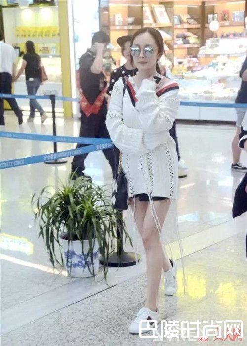 上长下短 腿长的身材怎么穿_从今天起，做个时尚的瘦女人吧 手把手教你显瘦