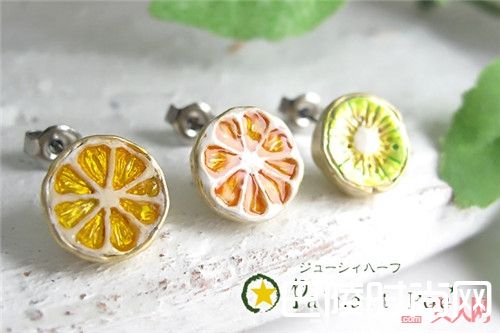 Palnart Poc日本小众手工饰品品牌简介_夏日心机小众饰品搭配:花小钱就能变时尚的小众耳饰分享给你!