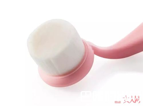 手工洗脸刷 _想做冻龄女神 这几件护肤美物千万别错过~