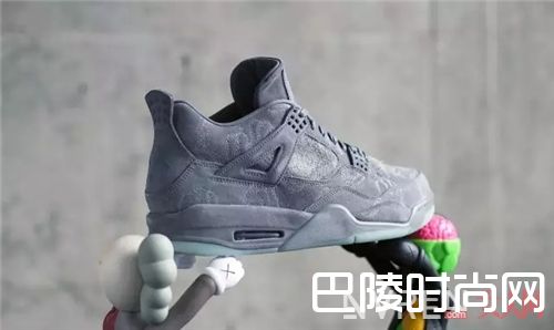 KAWS x Air Jordan 4_2017上半年十大联名鞋款 你都猜对了吗？