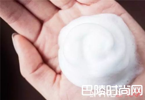 日本MUJI无印良品洗面奶_想做冻龄女神 这几件护肤美物千万别错过~