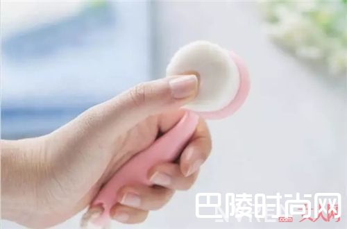 手工洗脸刷 _想做冻龄女神 这几件护肤美物千万别错过~