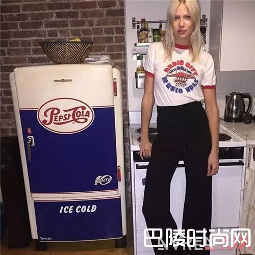 Ringer Tee＋阔腿裤_这件复古T恤才是夏天最值得囤的单品